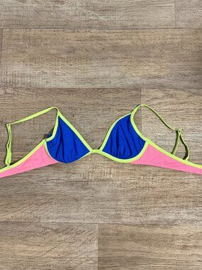 Xhilaration Bikini Top Size Medium